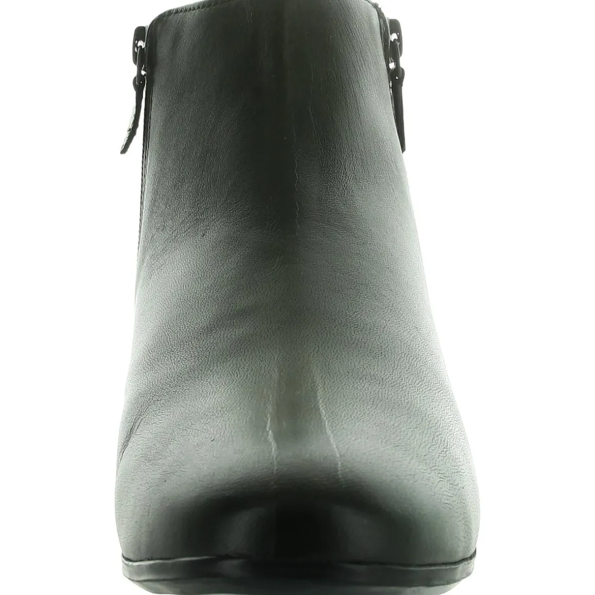 Aspen Leather Round Toe Ankle Boots