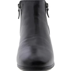 Aspen Leather Round Toe Ankle Boots