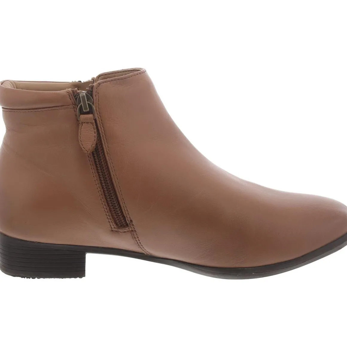 Aspen Leather Round Toe Ankle Boots