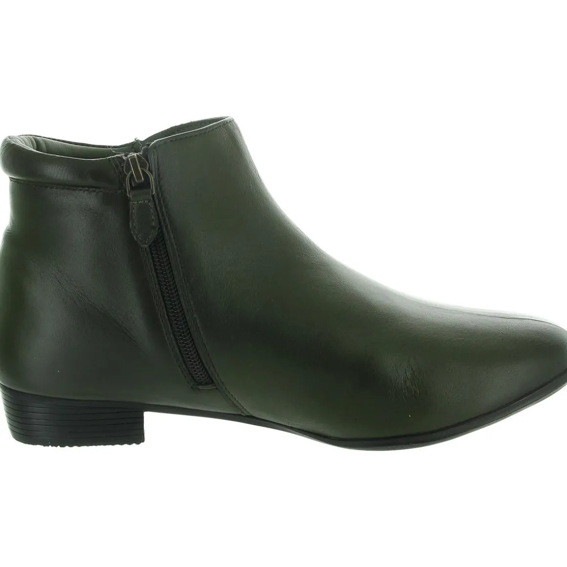 Aspen Leather Round Toe Ankle Boots