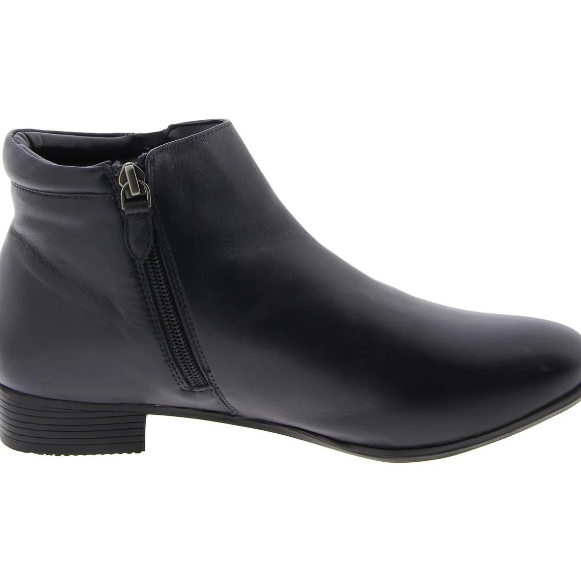 Aspen Leather Round Toe Ankle Boots