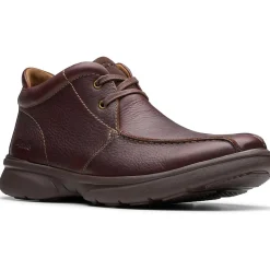 Bradley Up Lace-Up Leather Chukka Boots