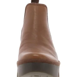 Byne 349 Stretch Leather Chelsea Boots