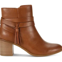 CATRIONAA Pointed toe Booties Ankle Boots