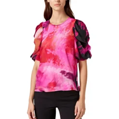 Crewneck Printed Pullover Top