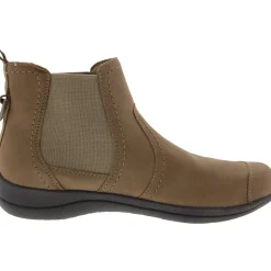 Faine Faux Leather Pull On Booties