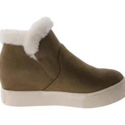 Faux Suede Flatform Ankle Boots