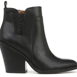 Gamble Leather Round Toe Ankle Boots