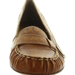 Instinctive Block Heel Leather Loafers