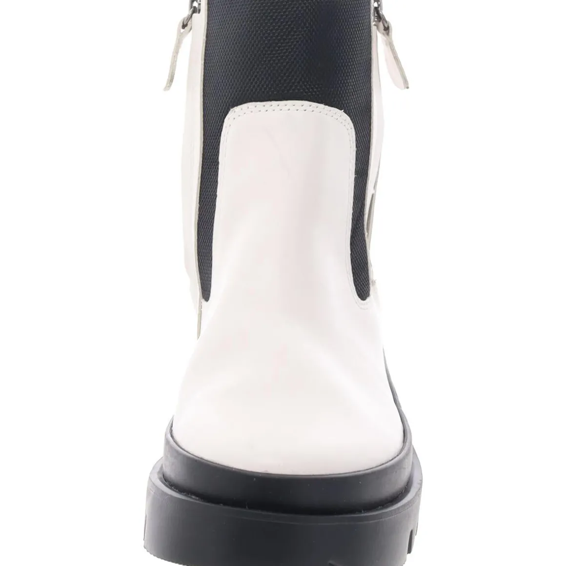 Kaskona Zipper Leather Booties