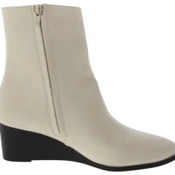 Kylo Zipper Faux Leather Booties