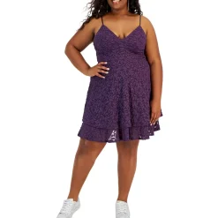 Lace Knee-Length Cocktail And Party Dress