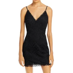 Lace Short Cocktail and Party Dress