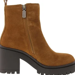 Leather Lugged Sole Ankle Boots