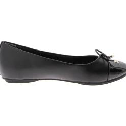 LUCI Faux Leather Slip On Flat Shoes