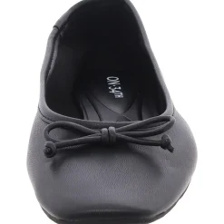 Naomiep Faux Leather Slip On Ballet Flats