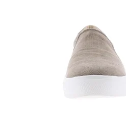 Nova Slip On Fashion Sneakers