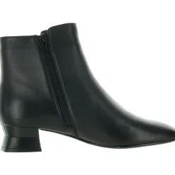 Pensee Zipper Booties