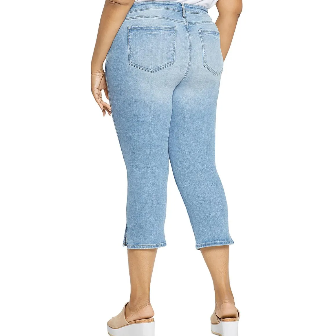 Plus Chloe Side Slit Cropped Capri Jeans