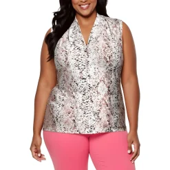 Plus Printed V-Neck Pullover Top