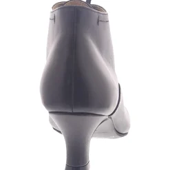 Sam Leather Heels Lace-Up Boot