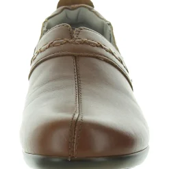 Solid Leather Flat Shoes