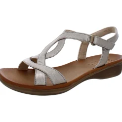 Solo Strappy Strappy Sandals