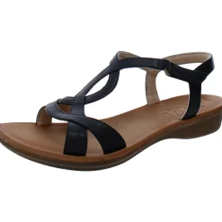 Solo Strappy Strappy Sandals