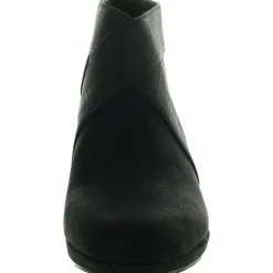 SPICE Laceless Faux Leather Shooties