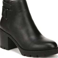 Veeda Ankle Boots