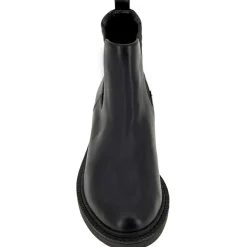 Walker Ankle Round Toe Chelsea Boots