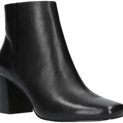Wilma Leather Square Toe Ankle Boots